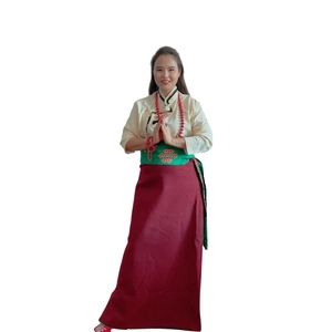 Tibetan traditional dress